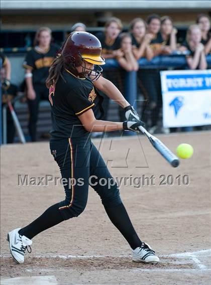 Thumbnail 3 in El Camino vs Torrey Pines (CIF SDS D1 Final) photogallery.