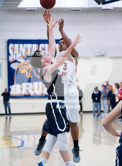 Thumbnail 3 in Menlo School vs. Half Moon Bay (CIF CCS D4 Final) photogallery.