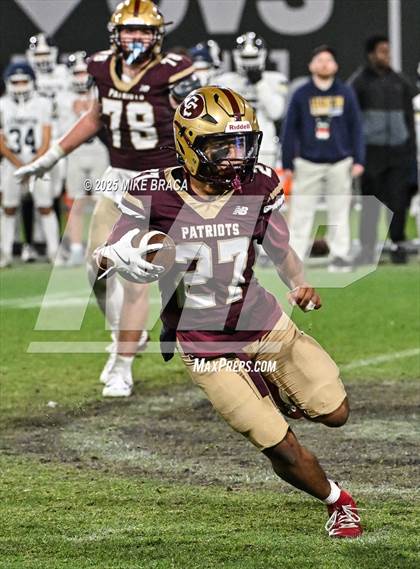 Thumbnail 3 in Lexington vs. Concord-Carlisle (High School Football at Fenway) photogallery.