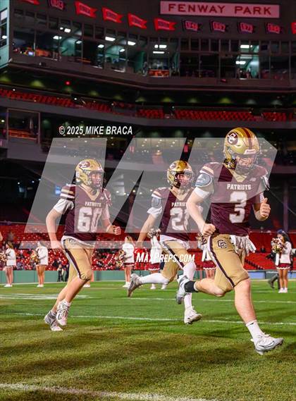 Thumbnail 3 in Lexington vs. Concord-Carlisle (High School Football at Fenway) photogallery.