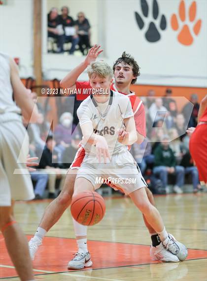 Thumbnail 2 in Cony @ Gardiner photogallery.