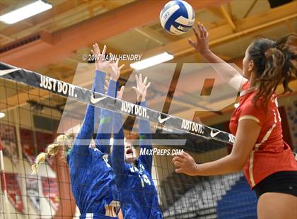 Thumbnail 3 in Cathedral Catholic vs. Xavier College Prep (Durango Fall Classic) photogallery.