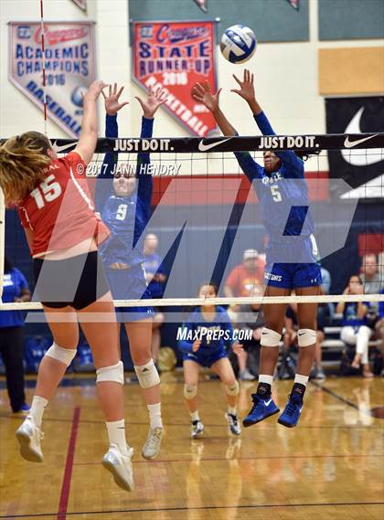 Thumbnail 3 in Cathedral Catholic vs. Xavier College Prep (Durango Fall Classic) photogallery.