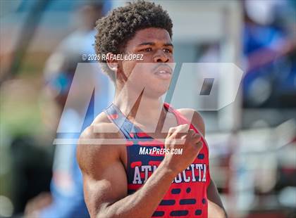 Thumbnail 3 in Panther Relays (100M) photogallery.