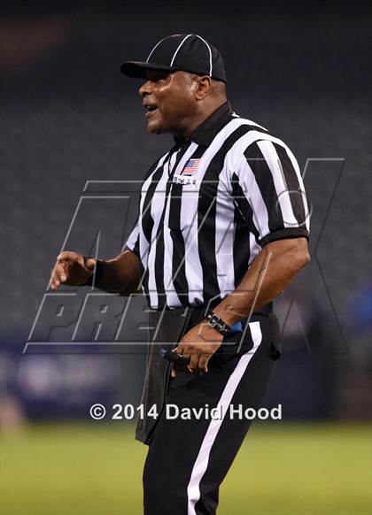 Thumbnail 3 in St. John Bosco vs. Centennial (CIF SS Final) photogallery.