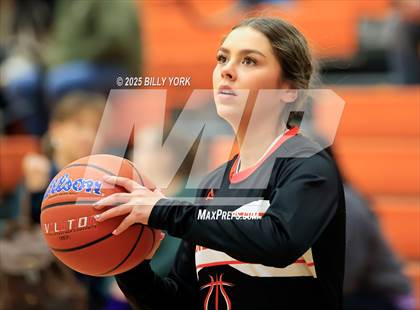 Thumbnail 3 in Grand Saline vs Edgewood photogallery.