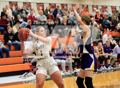 Thumbnail 3 in Grand Saline vs Edgewood photogallery.