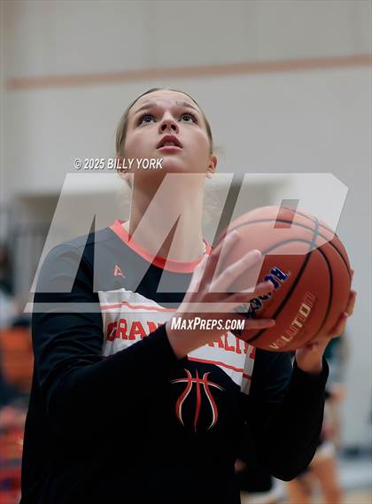 Thumbnail 2 in Grand Saline vs Edgewood photogallery.