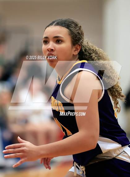 Thumbnail 1 in Grand Saline vs Edgewood photogallery.