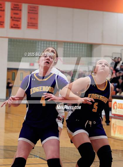 Thumbnail 3 in Grand Saline vs Edgewood photogallery.