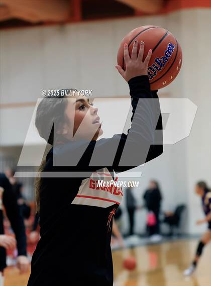 Thumbnail 3 in Grand Saline vs Edgewood photogallery.