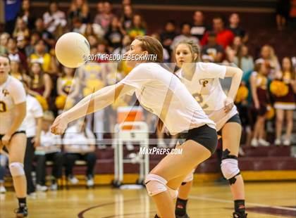 Thumbnail 3 in Tom Bean vs. Collinsville (UIL 2A Area Playoff) photogallery.