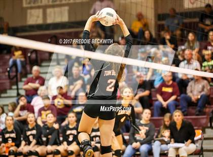 Thumbnail 1 in Tom Bean vs. Collinsville (UIL 2A Area Playoff) photogallery.