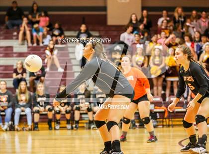 Thumbnail 2 in Tom Bean vs. Collinsville (UIL 2A Area Playoff) photogallery.