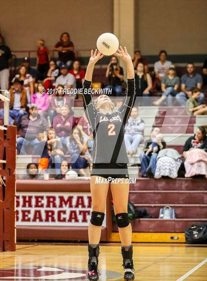 Thumbnail 1 in Tom Bean vs. Collinsville (UIL 2A Area Playoff) photogallery.