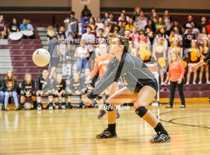 Thumbnail 1 in Tom Bean vs. Collinsville (UIL 2A Area Playoff) photogallery.