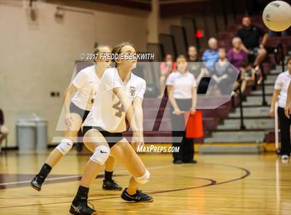 Thumbnail 2 in Tom Bean vs. Collinsville (UIL 2A Area Playoff) photogallery.