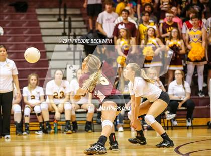 Thumbnail 1 in Tom Bean vs. Collinsville (UIL 2A Area Playoff) photogallery.