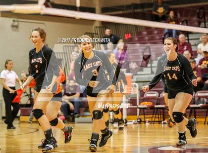 Thumbnail 2 in Tom Bean vs. Collinsville (UIL 2A Area Playoff) photogallery.