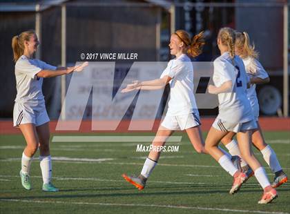 Thumbnail 3 in Bellarmine Prep @ Sumner photogallery.