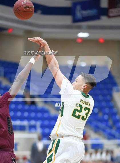 Thumbnail 1 in Holmes vs Marshall photogallery.