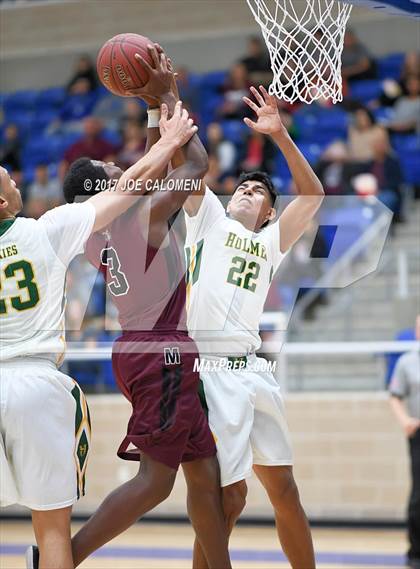 Thumbnail 3 in Holmes vs Marshall photogallery.