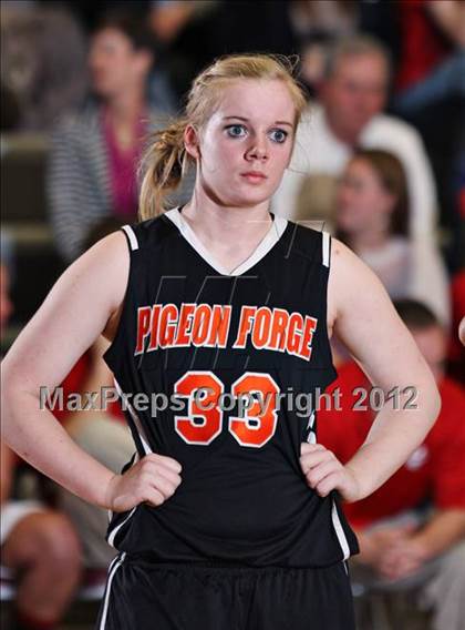Thumbnail 3 in Pigeon Forge vs. Loudon (Region 2-AA semifinal) photogallery.