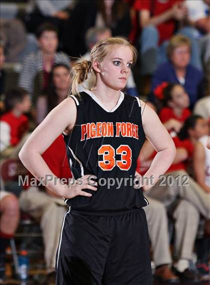 Thumbnail 2 in Pigeon Forge vs. Loudon (Region 2-AA semifinal) photogallery.