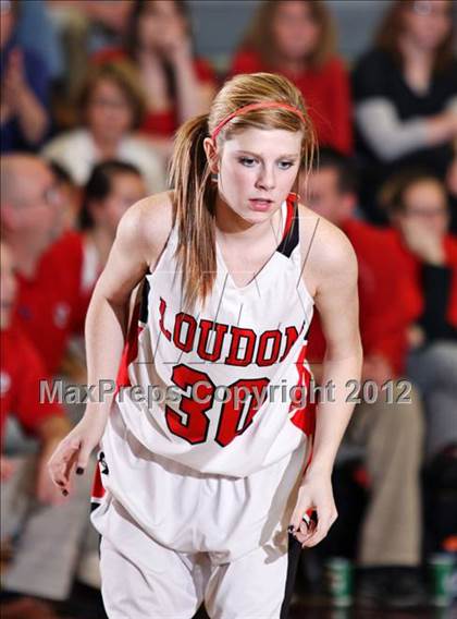 Thumbnail 3 in Pigeon Forge vs. Loudon (Region 2-AA semifinal) photogallery.
