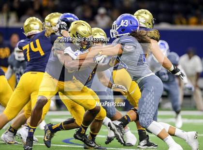 Thumbnail 2 in Bingham vs. St. Thomas Aquinas (Geico State Champions Bowl Series) photogallery.