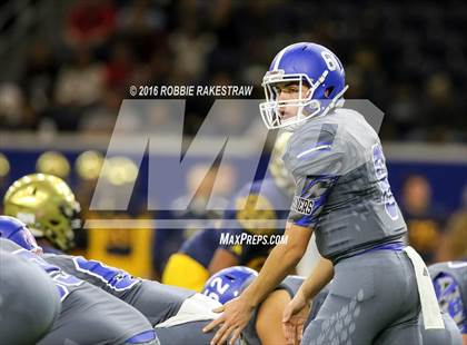 Thumbnail 3 in Bingham vs. St. Thomas Aquinas (Geico State Champions Bowl Series) photogallery.