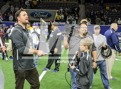 Thumbnail 3 in Bingham vs. St. Thomas Aquinas (Geico State Champions Bowl Series) photogallery.