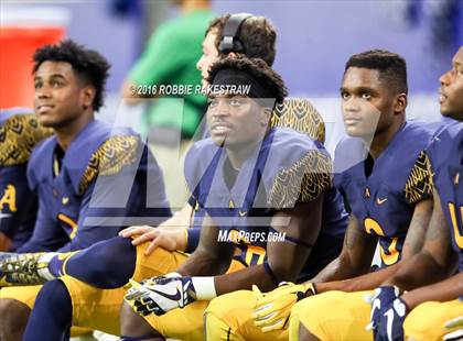 Thumbnail 3 in Bingham vs. St. Thomas Aquinas (Geico State Champions Bowl Series) photogallery.