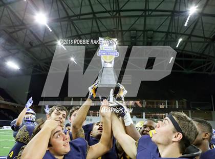 Thumbnail 2 in Bingham vs. St. Thomas Aquinas (Geico State Champions Bowl Series) photogallery.