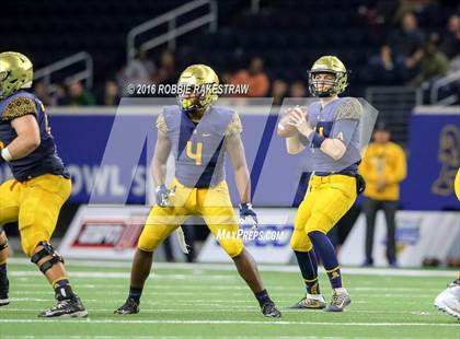 Thumbnail 2 in Bingham vs. St. Thomas Aquinas (Geico State Champions Bowl Series) photogallery.