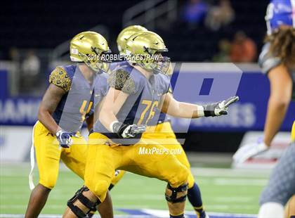 Thumbnail 2 in Bingham vs. St. Thomas Aquinas (Geico State Champions Bowl Series) photogallery.