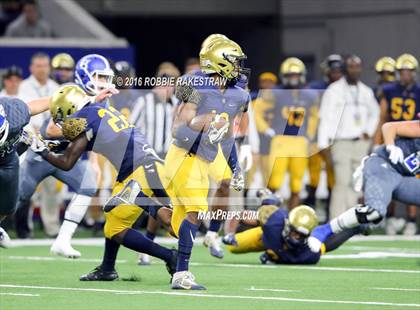 Thumbnail 1 in Bingham vs. St. Thomas Aquinas (Geico State Champions Bowl Series) photogallery.