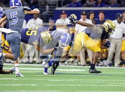 Thumbnail 3 in Bingham vs. St. Thomas Aquinas (Geico State Champions Bowl Series) photogallery.