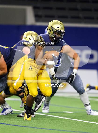 Thumbnail 3 in Bingham vs. St. Thomas Aquinas (Geico State Champions Bowl Series) photogallery.