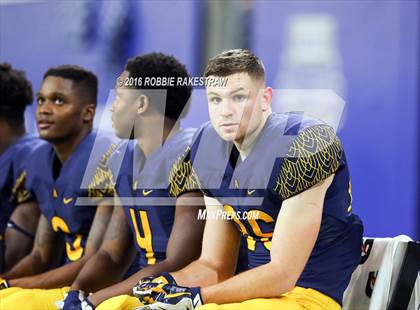 Thumbnail 2 in Bingham vs. St. Thomas Aquinas (Geico State Champions Bowl Series) photogallery.