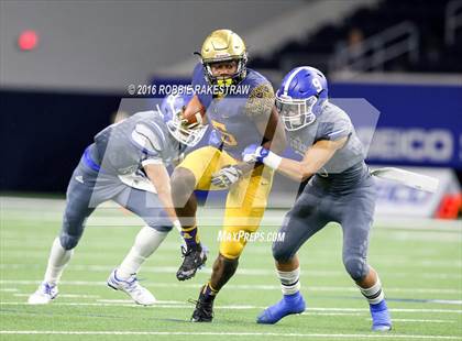 Thumbnail 3 in Bingham vs. St. Thomas Aquinas (Geico State Champions Bowl Series) photogallery.
