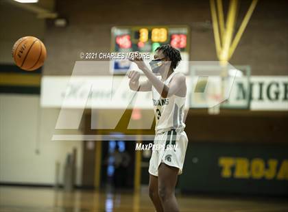 Thumbnail 3 in Douglas Byrd @ Pine Forest photogallery.