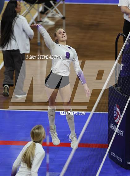 Thumbnail 3 in University vs. Lutheran (CHSAA 4A First Round Elimination Bracket) photogallery.