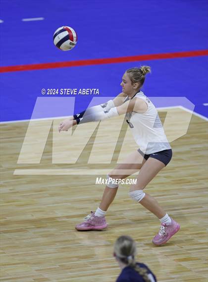 Thumbnail 3 in University vs. Lutheran (CHSAA 4A First Round Elimination Bracket) photogallery.