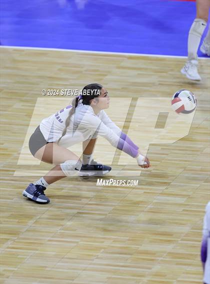 Thumbnail 3 in University vs. Lutheran (CHSAA 4A First Round Elimination Bracket) photogallery.