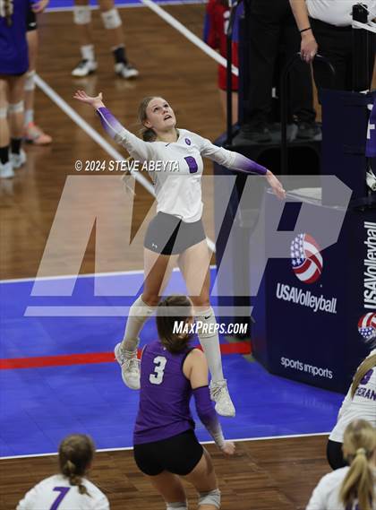 Thumbnail 1 in University vs. Lutheran (CHSAA 4A First Round Elimination Bracket) photogallery.