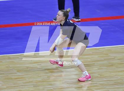 Thumbnail 3 in University vs. Lutheran (CHSAA 4A First Round Elimination Bracket) photogallery.