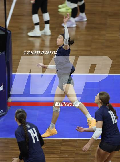 Thumbnail 3 in University vs. Lutheran (CHSAA 4A First Round Elimination Bracket) photogallery.