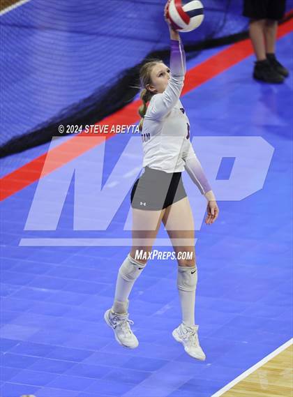 Thumbnail 3 in University vs. Lutheran (CHSAA 4A First Round Elimination Bracket) photogallery.