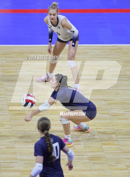 Thumbnail 2 in University vs. Lutheran (CHSAA 4A First Round Elimination Bracket) photogallery.